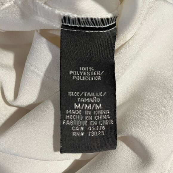 Suzy Shier White Blouse with Orange Floral Accent - Picture 7 of 8